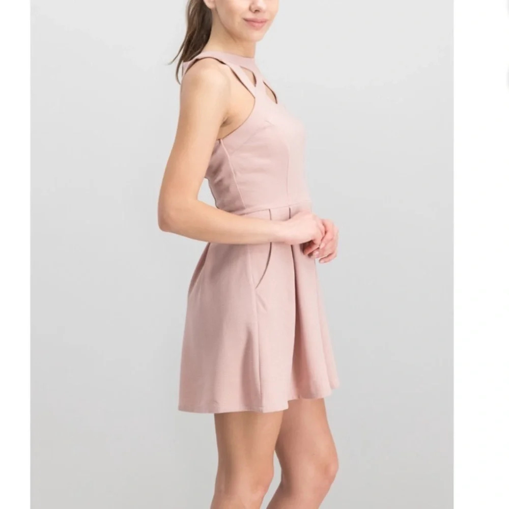 Speechless Women’s Dusty Pink Cage-Front Fit & Flare Dress w Pockets Large - Picture 2 of 13